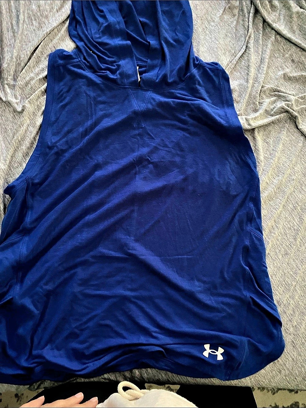 Under Armour HeatGear Sleeveless light Hoodie Women's Blue Athletic Tank Size